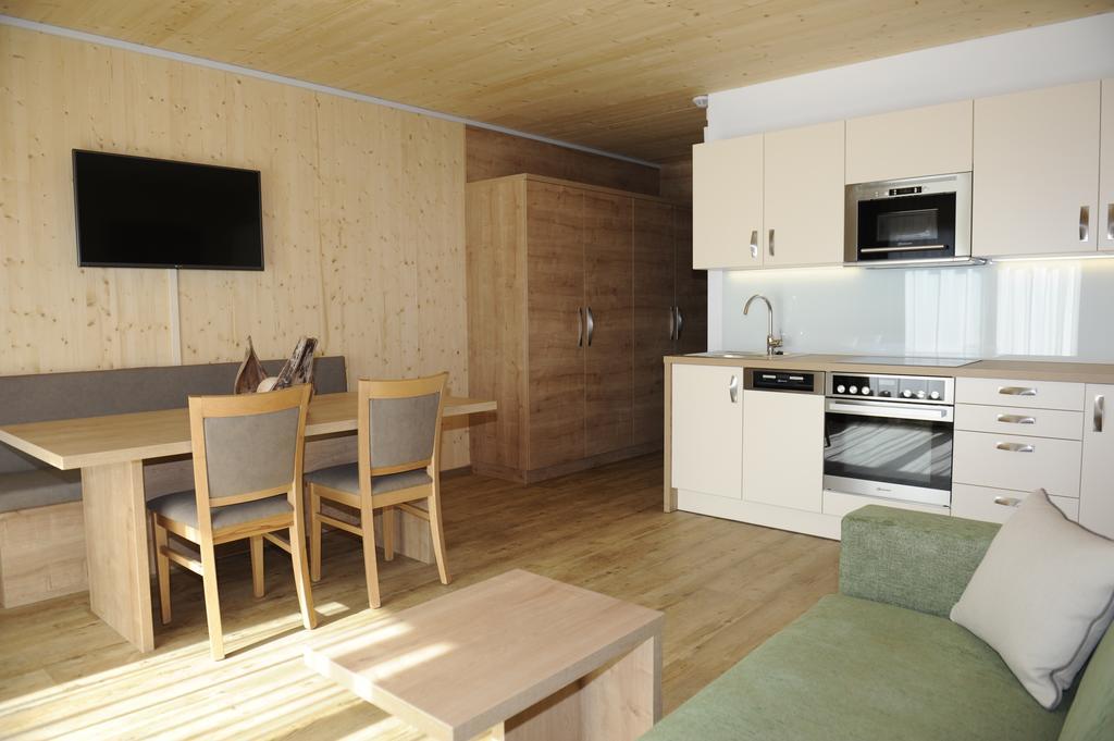 Premium Appartements Sonnenbahn Sankt Michael im Lungau Luaran gambar
